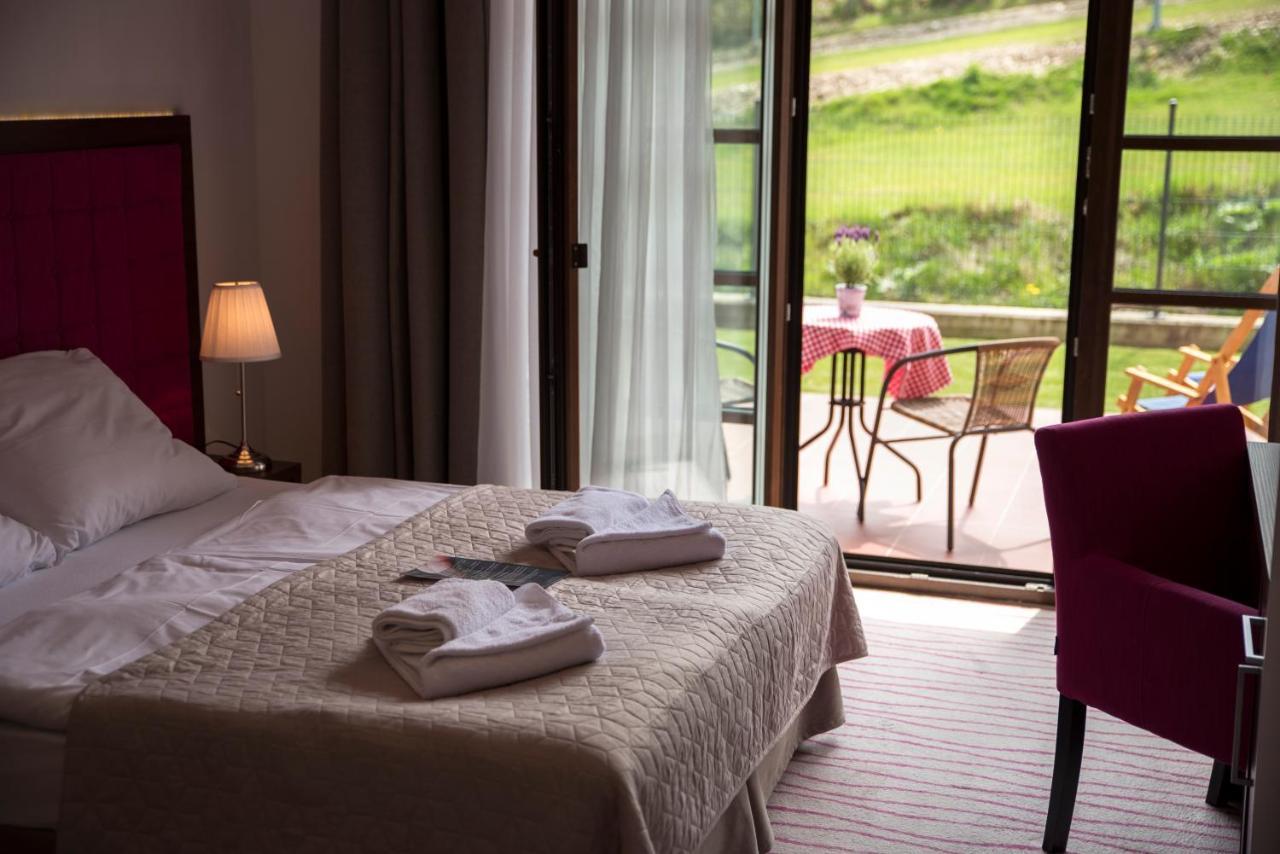 Aparthotel Flinski Sport & Spa Свєрадув-Здруй Екстер'єр фото